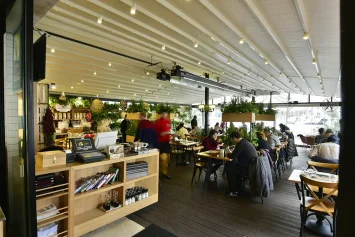 Hatay Gurme interior with traditional Hatay table atmosphere